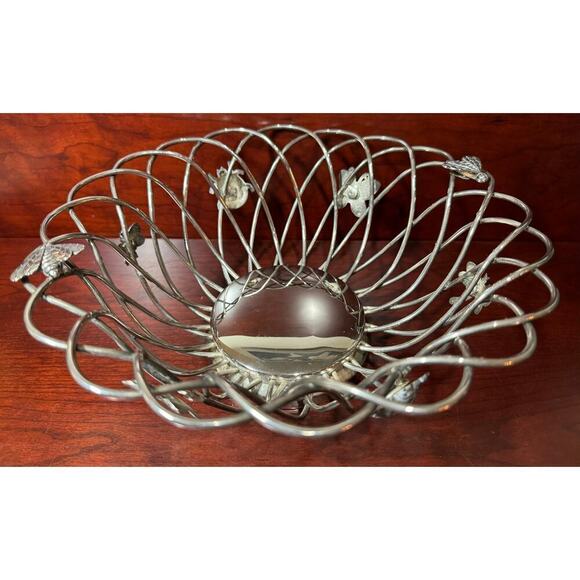 Vintage Godinger Silver Art Company Wire Fruit Bowl With Cute Bug Accents - Picture 2 of 8